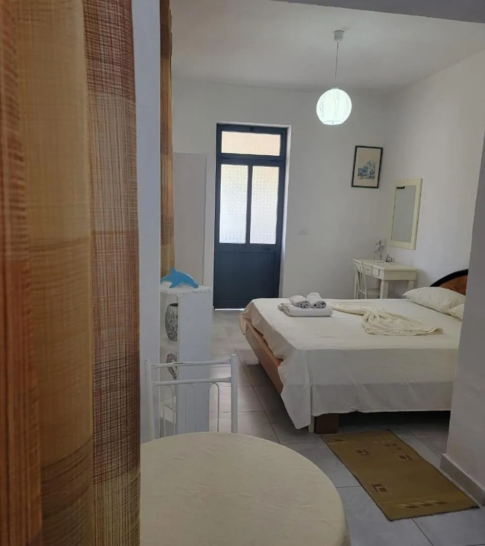 Vila Islami Durrës Albania