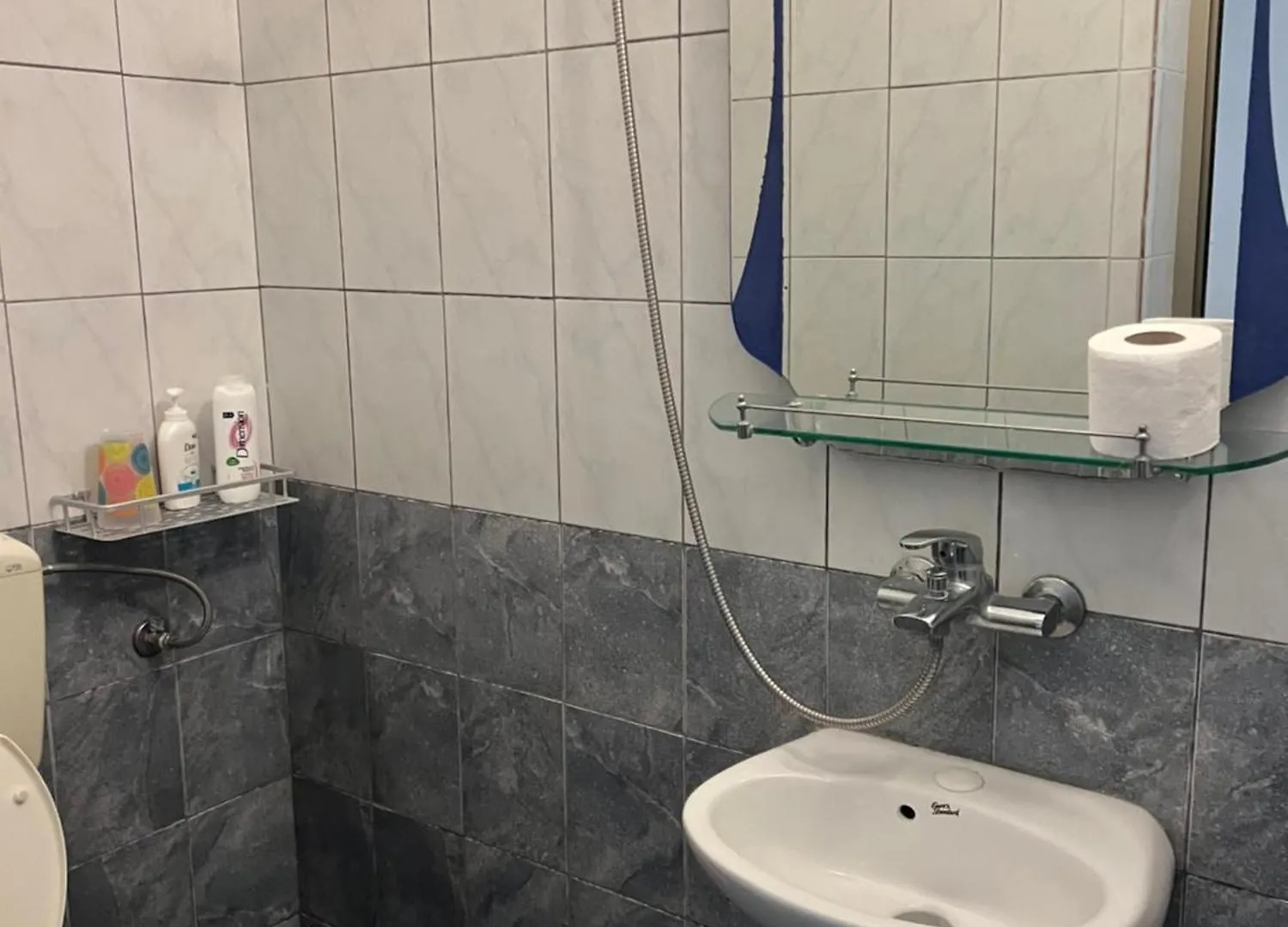 Konukevi Vila Islami Dıraç