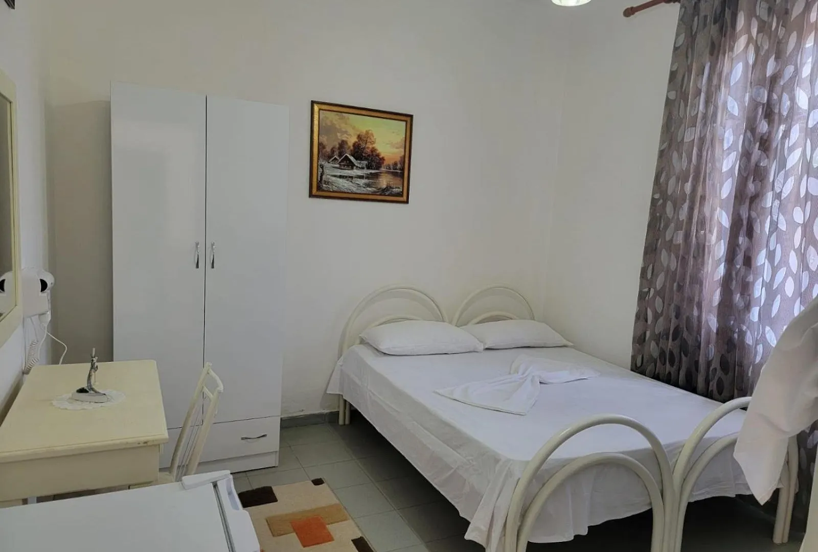Vila Islami Dıraç 0*,